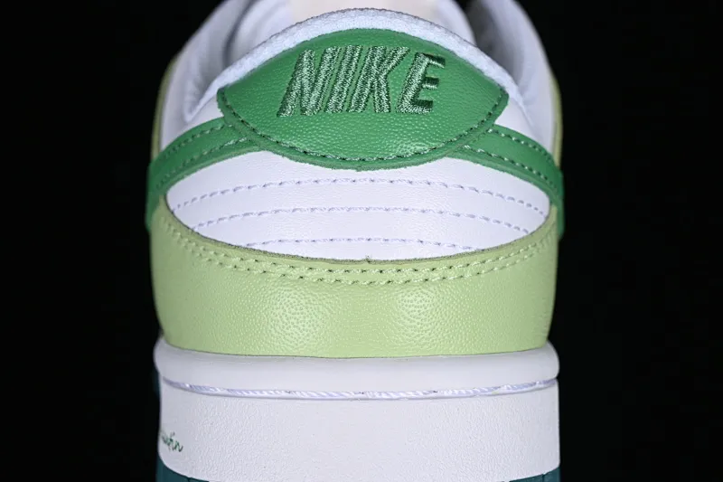 All categories Nk SB Dunk series Nk SB Dunk Low low-top sneakers Nk SB Dunk Low white green SB low-top sports and leisure sneakers FD9911-101